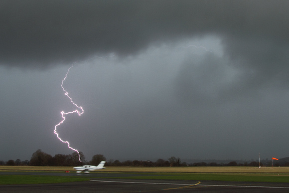 Lightning Strike - Halfpenny Green - 25th Jan 2014 15:23