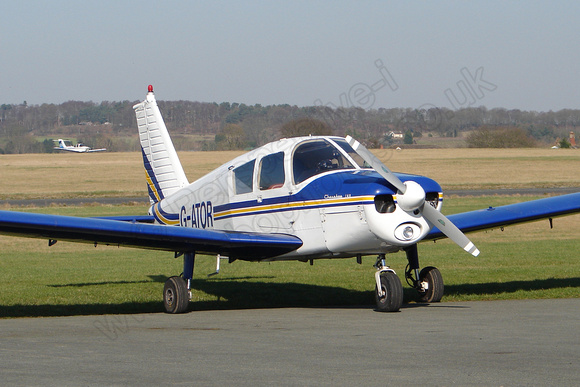 G-ATOR Piper PA-28-140 Cherokee