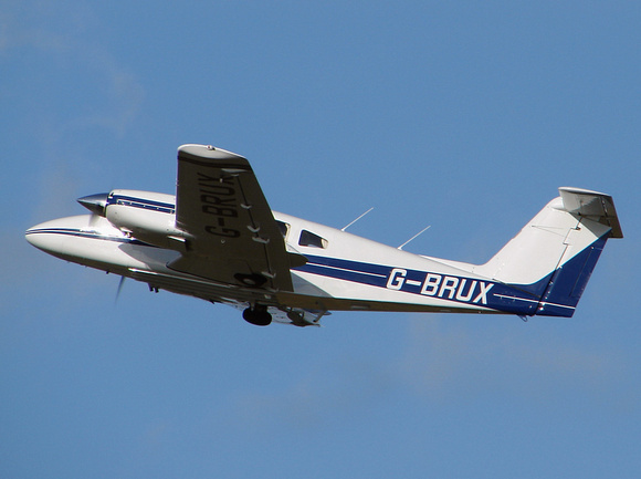 G-BRUX Piper PA-44-180 Seminole